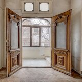 Parcul Carol Casa 4 camere, rond Regina Maria, exterior renovat, curte comuna